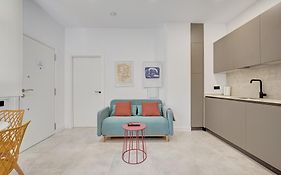 Apartamentos MYE by Clabao